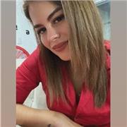 Profesora de español con amplia experiencia en trato directo con personas